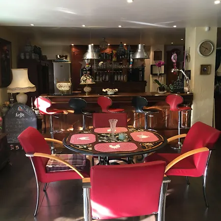 Bar B'rock 3* Saint-Martin-sous-Vigouroux